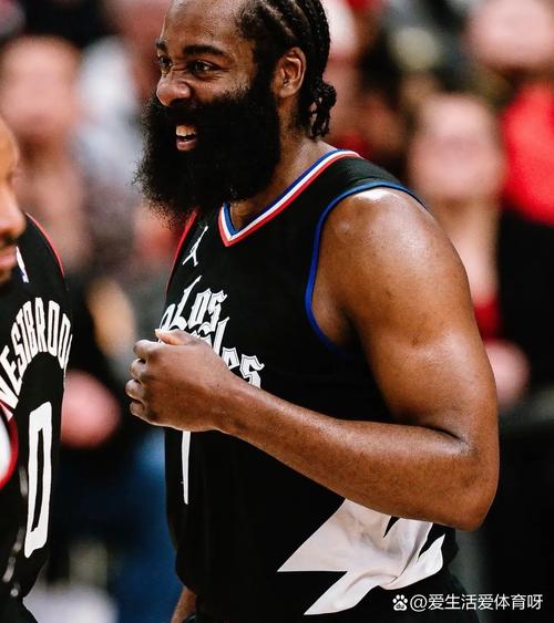 《多重人生》免费大型更新上线 玩法丰富还有DLC计划