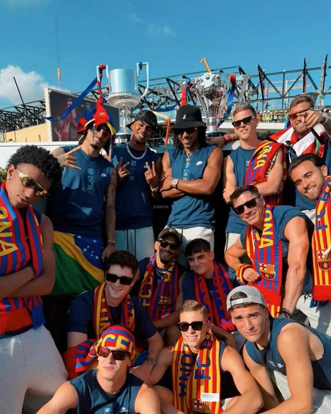 凯恩又要凉凉？43岁龙哥杀疯了，2个月豪取10连胜 只差拜仁1分了