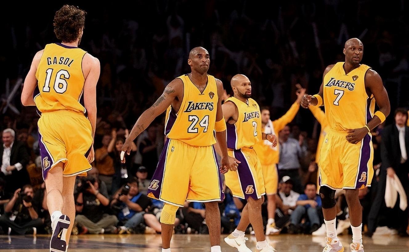 罗纳尔多：巴西队有机会进世界杯决赛，只不过也就是8场比赛而已