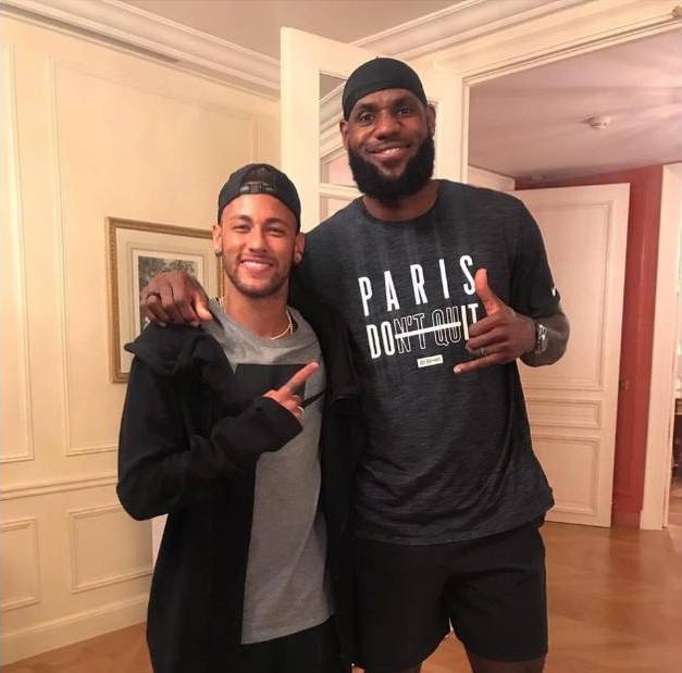 除了吃饭拉屎睡觉，给我练投篮